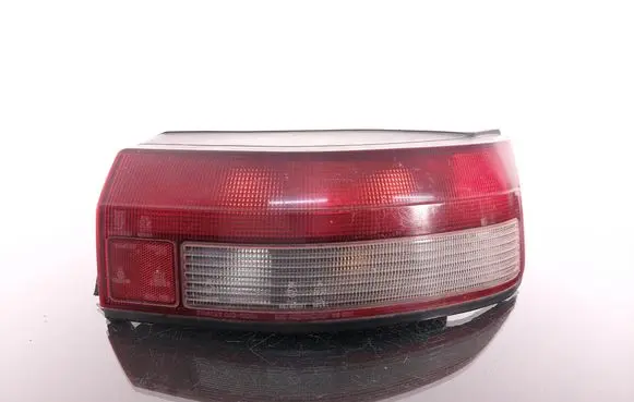 Mazda 323 Rear/tail lights 0431305R