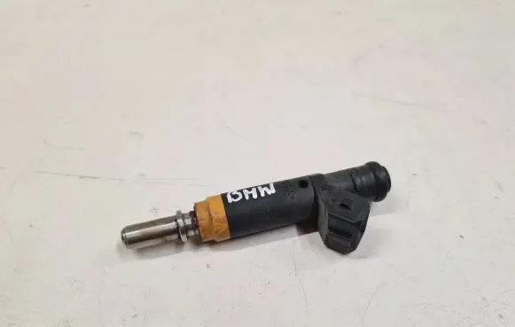 BMW 7 E65 E66 Fuel injector 7506924 2179B03498
