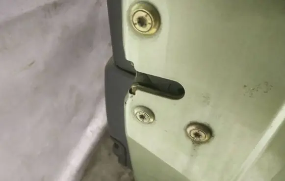 Renault Espace III Front door lock