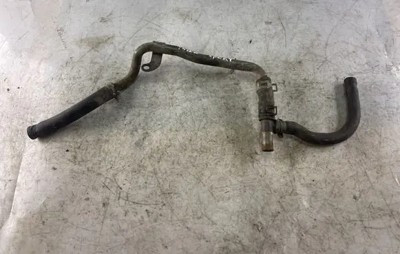 Mitsubishi Pajero Sport I Engine coolant pipe/hose