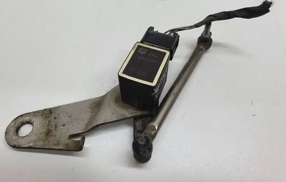Headlight/headlamp level sensor
