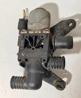 BMW 3 E46 Coolant heater control valve 1147412194 695025705