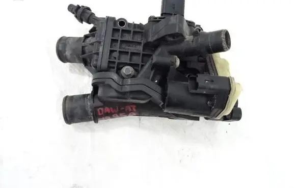 Thermostat/thermostat housing