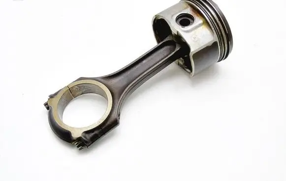 Mercedes-Benz CLK A209 C209 Piston with connecting rod 8299