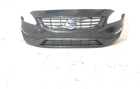 Volvo S60 Front bumper 31323831