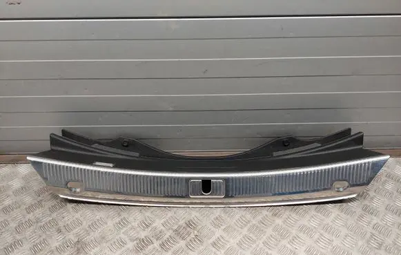 Audi A8 S8 D4 4H Trunk/boot sill cover protection 4H0863471