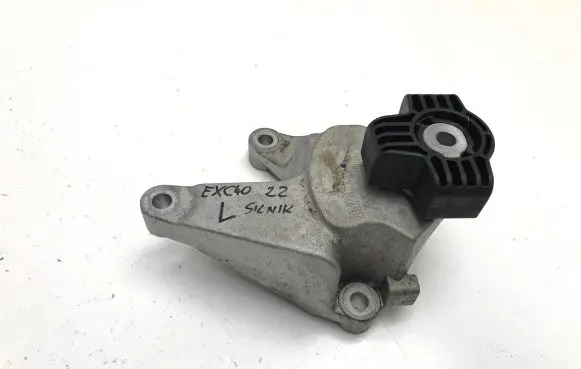 Volvo XC40 Engine mounting bracket 32380056