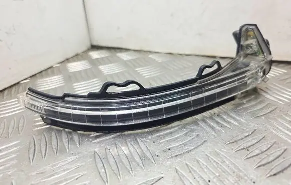 Audi A4 S4 B9 Mirror indicator light 8W0949102