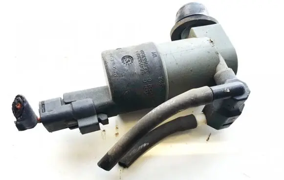 Nissan Qashqai Windscreen/windshield washer pump 681155248091 194414316568
