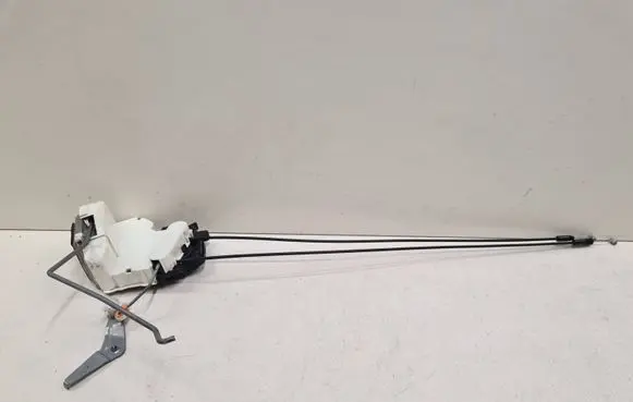 Mitsubishi i-MiEV Front door lock