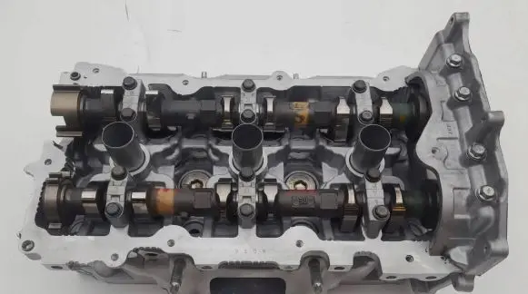 Infiniti Q50 Engine head R-4HK