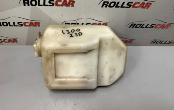 Mitsubishi L300 Lamp washer fluid tank 