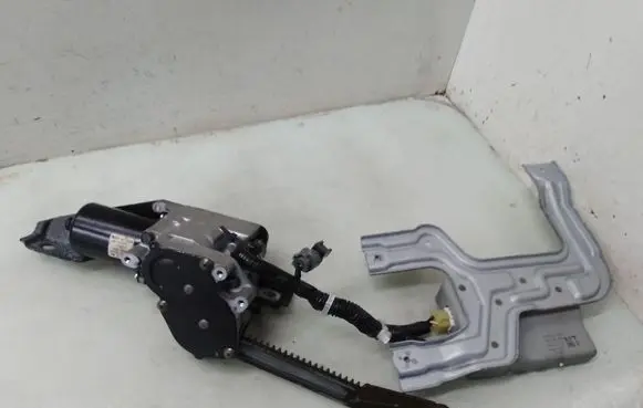Honda Accord Tailgate/trunk/boot lift motor