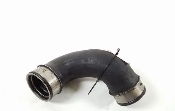 Mercedes-Benz C W203 Intercooler hose/pipe A2035281482