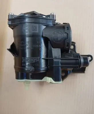 BMW X7 G07 Oil breather separator 7925785