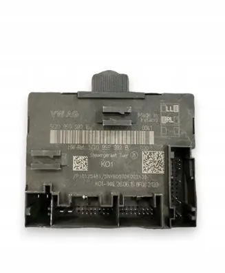 Volkswagen Golf VII Door control unit/module 5Q0959592E
