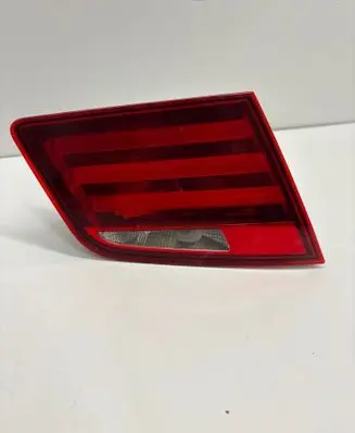 BMW 5 F10 F11 Tailgate rear/tail lights 7203225 00124675 2T201023501