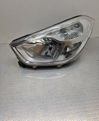 Dacia Dokker Headlight/headlamp 260607950R 90007665