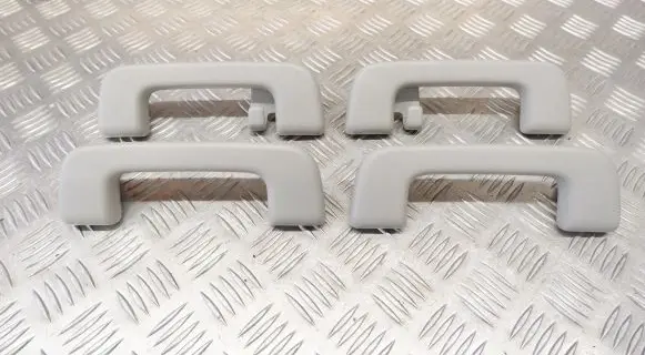 Toyota Highlander XU70 A set of handles for the ceiling 746100E070 746100E080 746100E090
