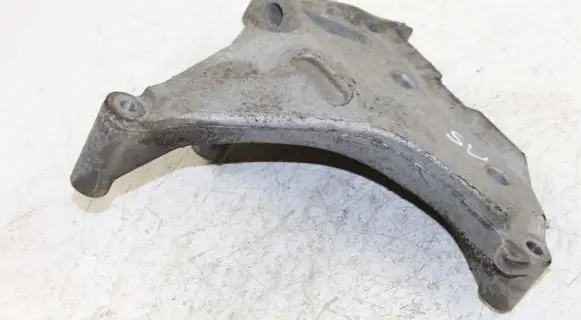 Volkswagen PASSAT CC Engine mounting bracket 03L199207
