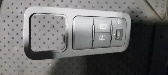 KIA Rio Headlight level height control switch