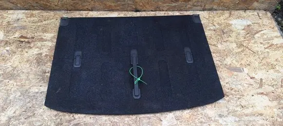Trunk/boot floor carpet liner