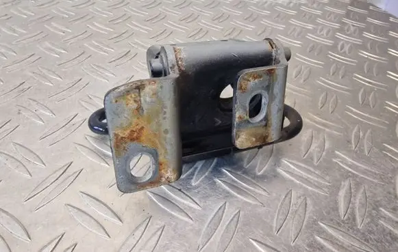 Audi A8 S8 D2 4D Rear door lower hinge 4D0833412C