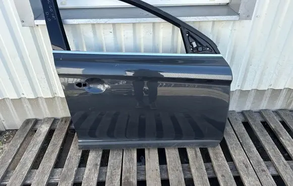 Volvo XC60 Front door