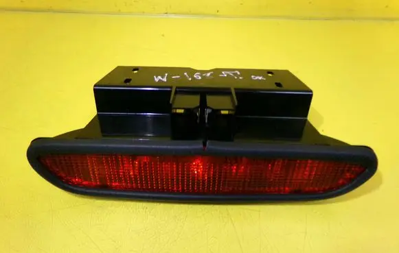 Mercedes-Benz A W168 Third/center stoplight 1688200056
