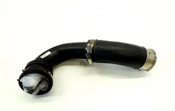 Land Rover Discovery Sport Intercooler hose/pipe HJ326C646 GJ326C715