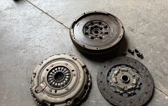 Volkswagen Crafter Clutch set kit 04L141015P