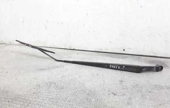 Mitsubishi Colt Windshield/front glass wiper blade 