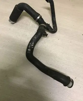 Mercedes-Benz CLC CL203 Engine coolant pipe/hose 3013356