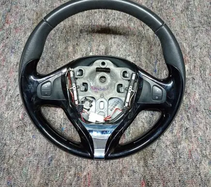 Renault Clio IV Steering wheel 6218822B