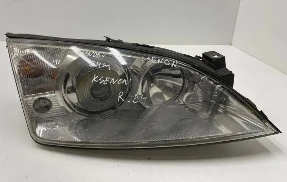 Ford Mondeo Mk III Headlight/headlamp 1S7113005CK 0301174272
