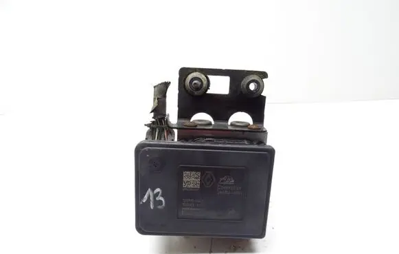 Opel Vivaro ABS Pump 476607609R