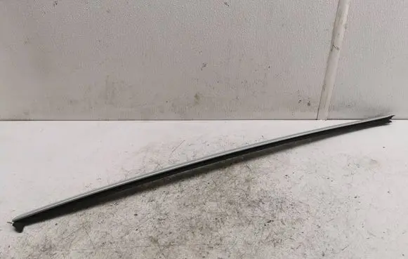 Volvo XC60 Windshield trim 30784799