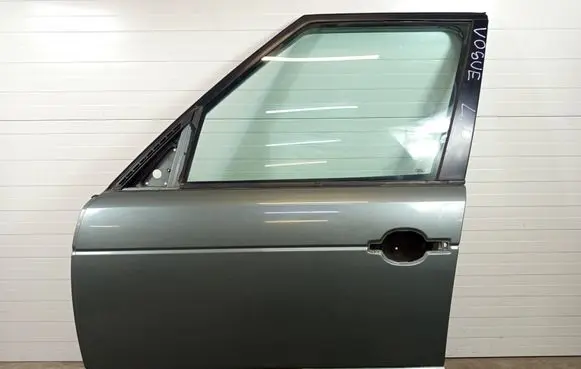 Land Rover Range Rover L322 Front door DZL322