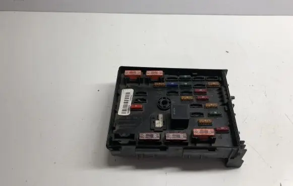 Volkswagen PASSAT B7 Fuse box set 3C0937125
