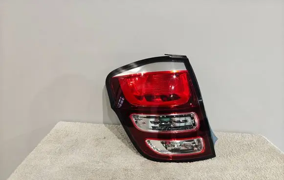 Rear/tail lights