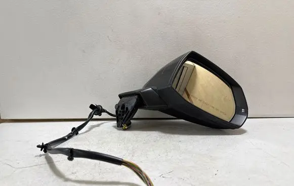 Audi Q7 4M Front door electric wing mirror E1041367 233656052