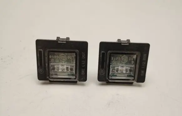 Mercedes-Benz EQC Number plate light A0999068400