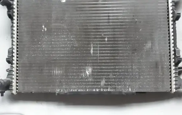 Audi A4 S4 B8 8K Coolant radiator 8K0121251R