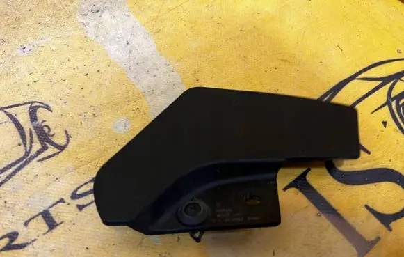 Land Rover Evoque II Rear mudguard K8D2280E12AC