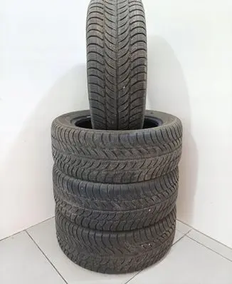 BMW 3 E46 R16 winter tire 