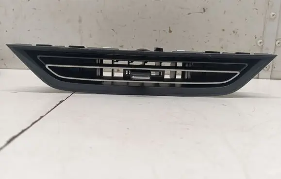 Dash center air vent grill