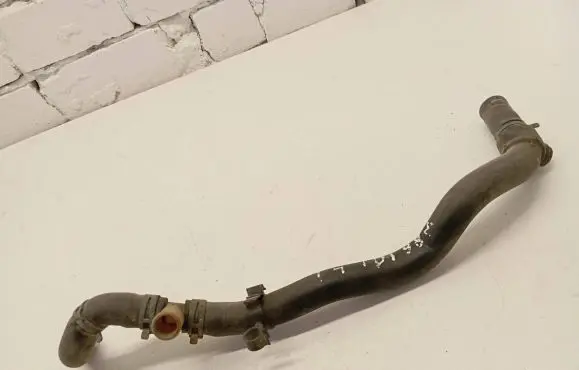 Volkswagen Transporter - Caravelle T4 Engine coolant pipe/hose 701819378C