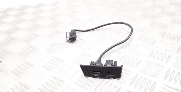 USB socket connector