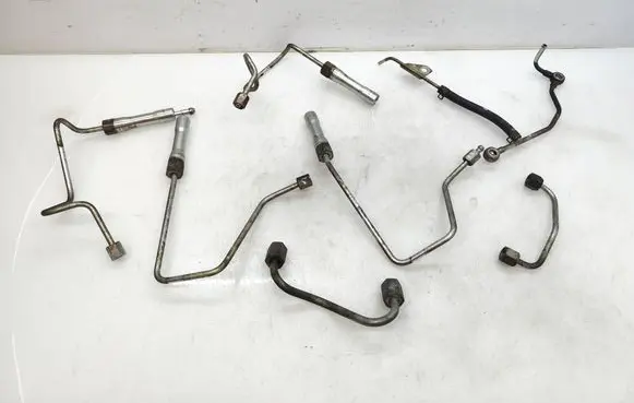 Isuzu D-Max Fuel injector supply line/pipe 