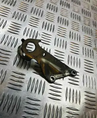 Mercedes-Benz E W212 Other engine bay part A6422240843